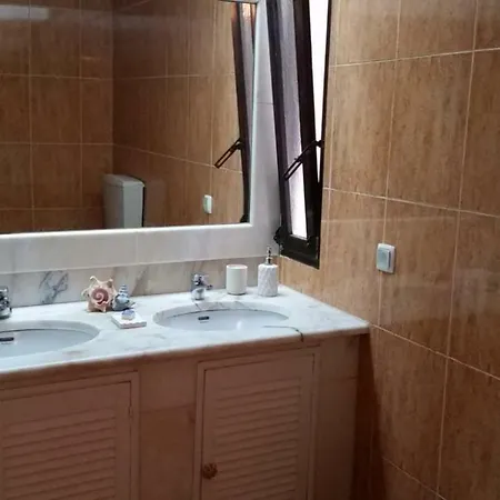 Semesterbostad New! 2 Bedroom
